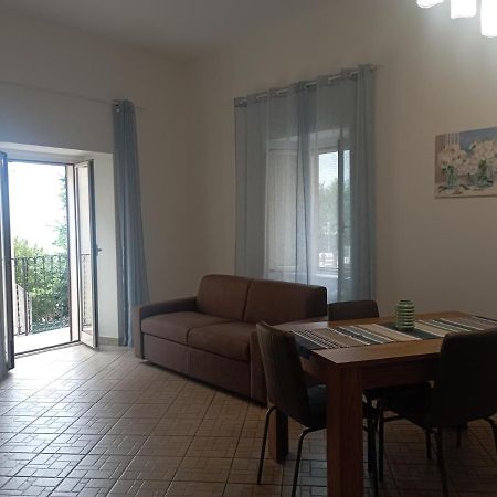 Casa Ines Leilighet Maranola Eksteriør bilde