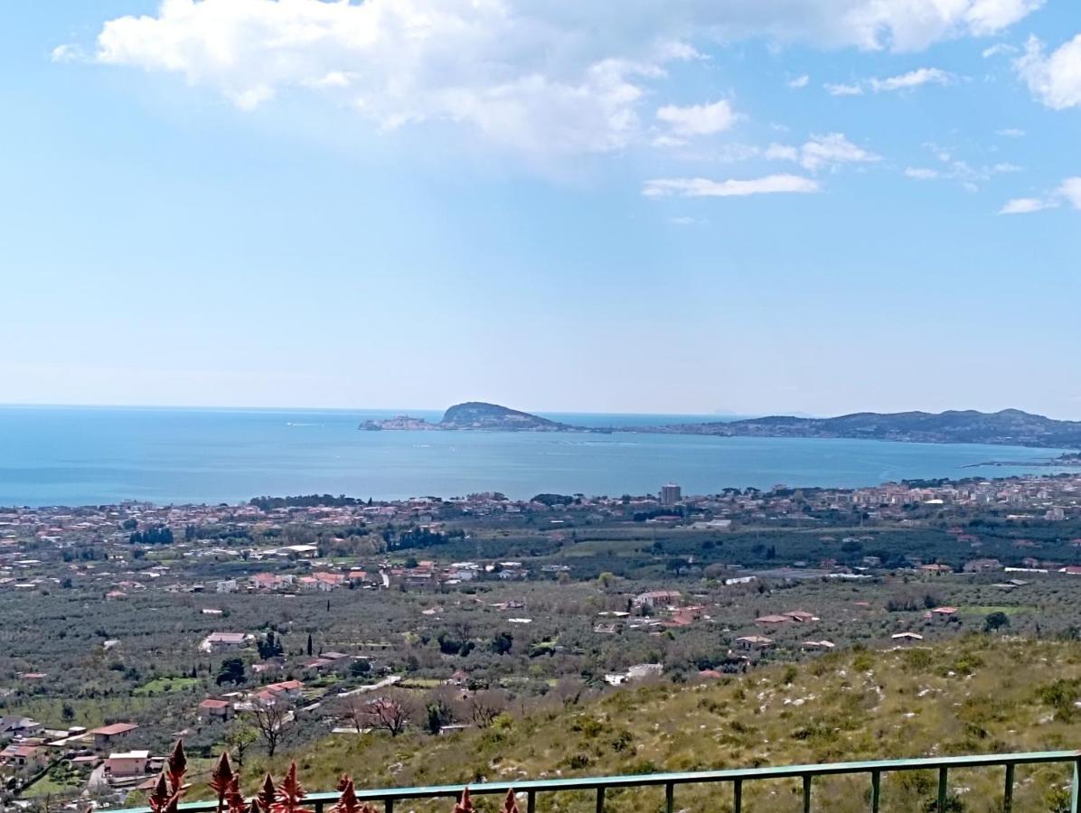 Casa Ines Leilighet Maranola Eksteriør bilde