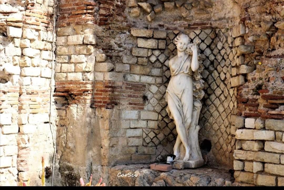 Casa Ines Leilighet Maranola Eksteriør bilde