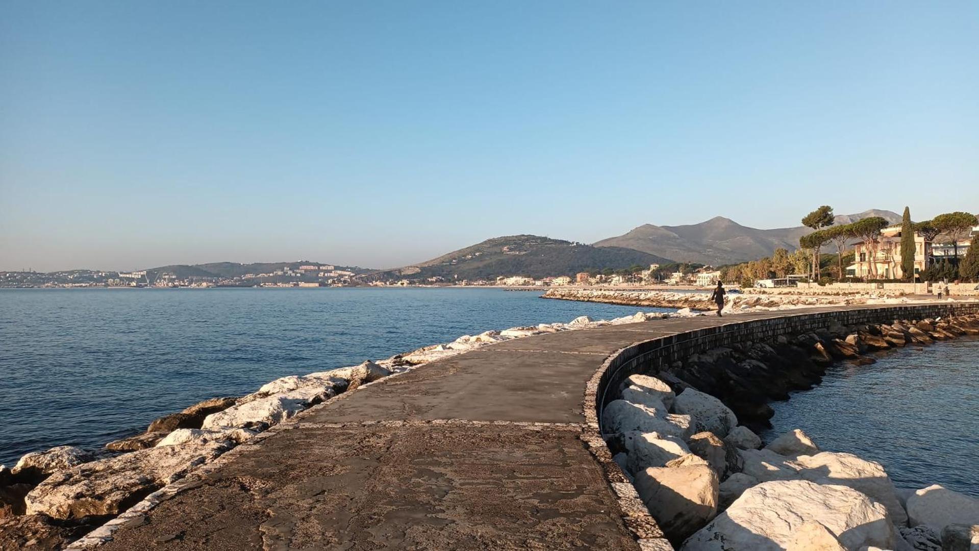 Casa Ines Leilighet Maranola Eksteriør bilde